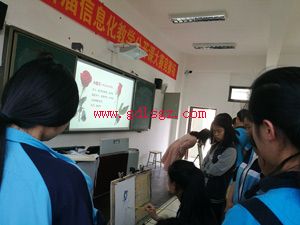 ־��ְҵ����ѧУ�׽���Ϣ����ѧ�����δ���Բ����Ļ