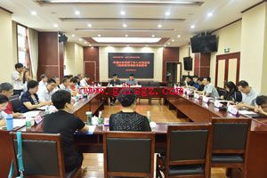 ɽ��ʡ����������ּ�����ԺУУ���쵼һ�е��ɶ��м�ʦѧԺ���콻��