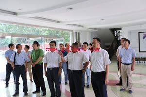 �Ĵ�ְҵ����ѧԺ��ί����Ŵ�һ�е��Ĵ�����ְҵ����ѧԺ���н���