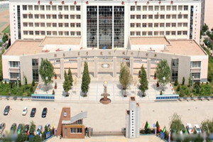 ̩����е���ӹ���ѧУͼƬ