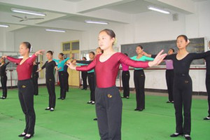 ��������ѧУ�Ͽ�ͼƬ