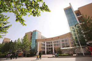 �����ִ�ְҵѧУͼƬ