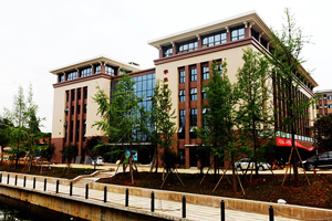 四川药科职业学院图片