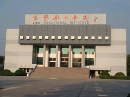 �Ͳ��н�ͨ����ѧУͼƬ