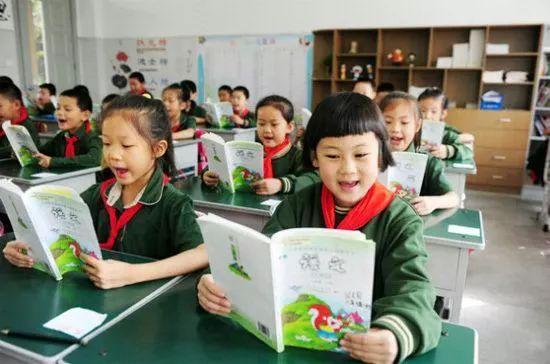 c96c10015678c1462e282272ca7e7d3d.jpg 1529575101837cf41b0740c.jpg