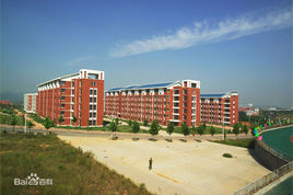 新疆铁道职业技术学院图片